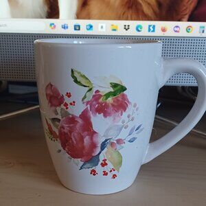 Marketplace Brand Mug Find Me In The Garden Roses Floral Gardening Gift New